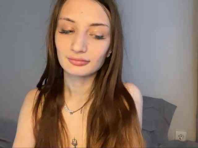 JosephinaYeaton webcam