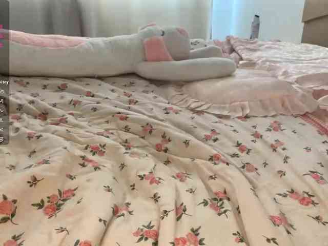 JosephinaYeaton webcam