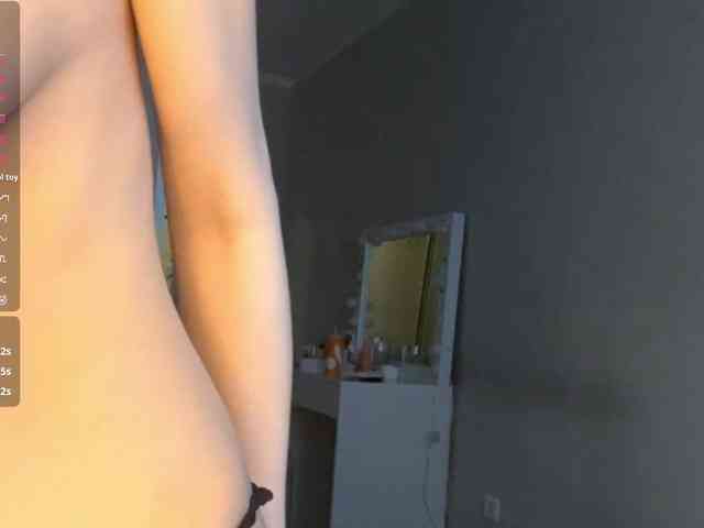 JosephinaYeaton webcam