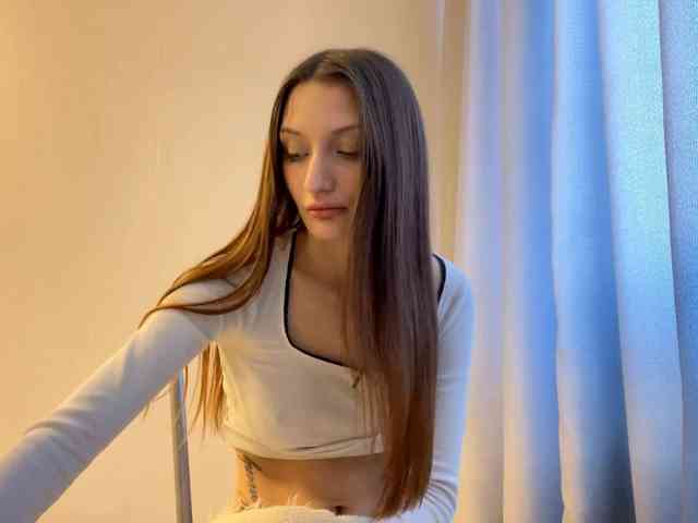 JosephinaYeaton webcam