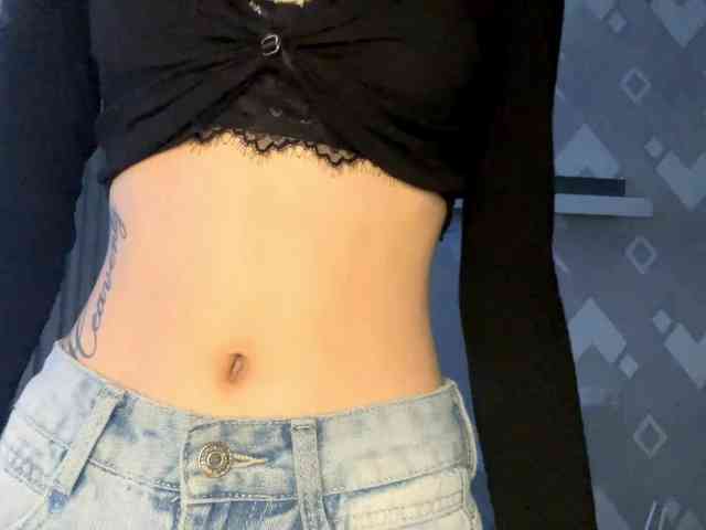 JosephinaYeaton webcam