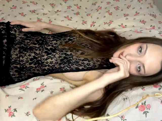 JosephinaYeaton webcam