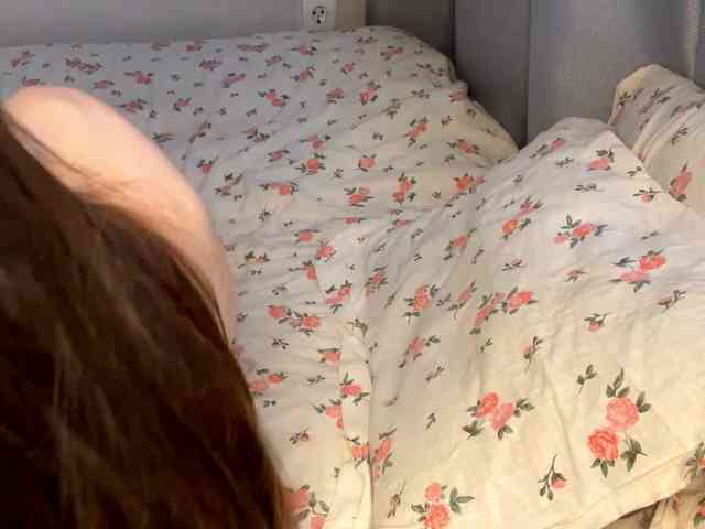 JosephinaYeaton webcam