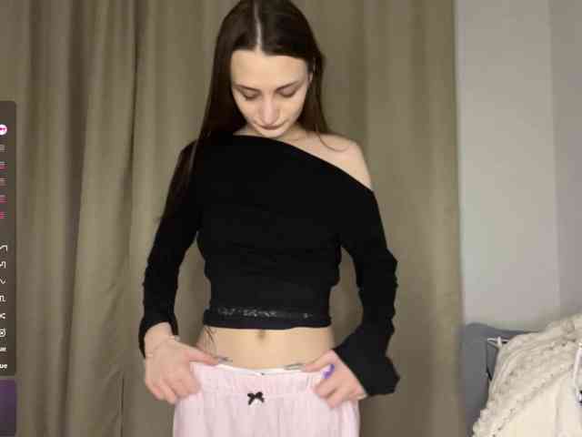 JosephinaYeaton webcam