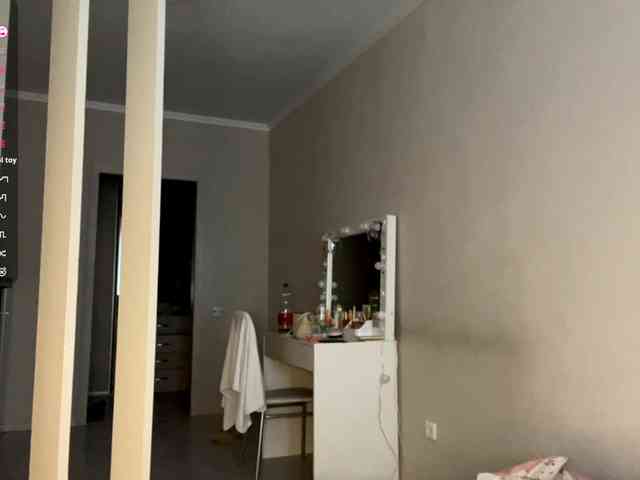 JosephinaYeaton webcam