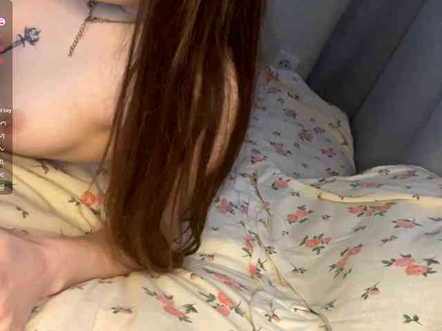 JosephinaYeaton webcam