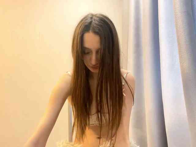 JosephinaYeaton webcam