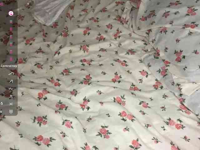 JosephinaYeaton webcam
