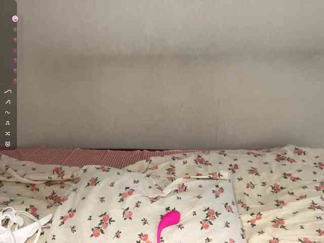 JosephinaYeaton webcam