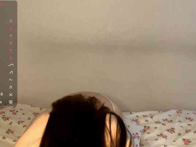 JosephinaYeaton webcam