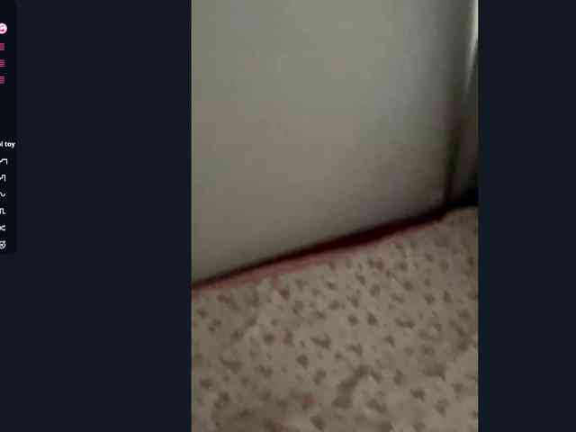 JosephinaYeaton webcam
