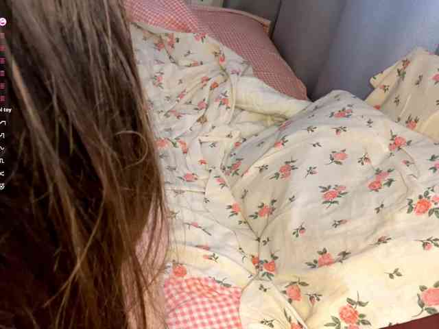 JosephinaYeaton webcam