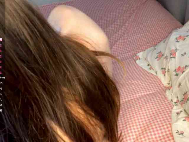 JosephinaYeaton webcam