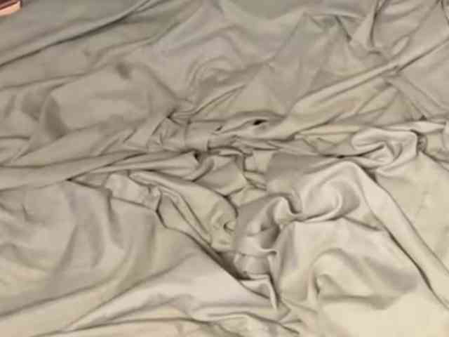 JosephinaYeaton webcam