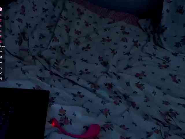 JosephinaYeaton webcam