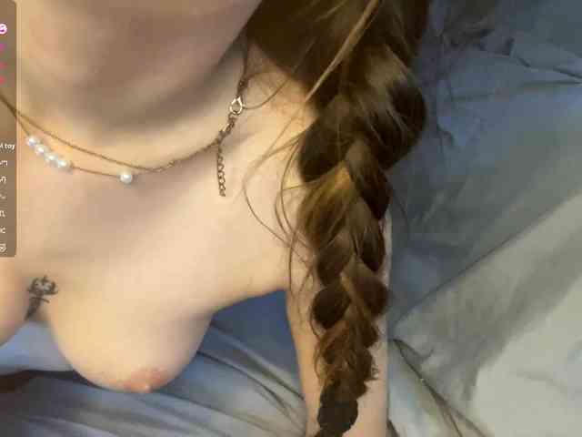 JosephinaYeaton webcam