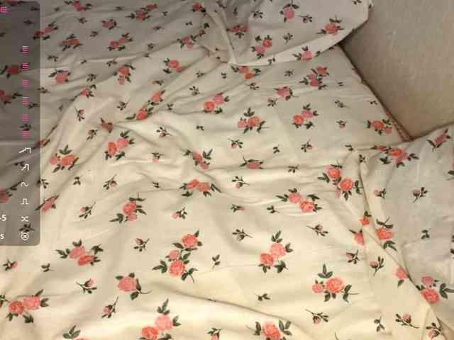 JosephinaYeaton webcam