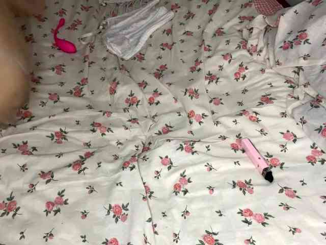 JosephinaYeaton webcam