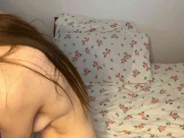 JosephinaYeaton webcam