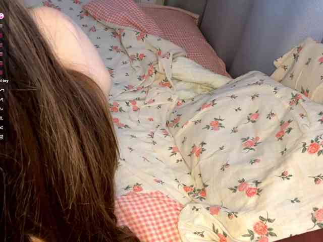 JosephinaYeaton webcam