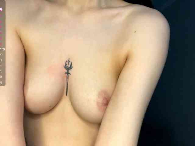 JosephinaYeaton webcam