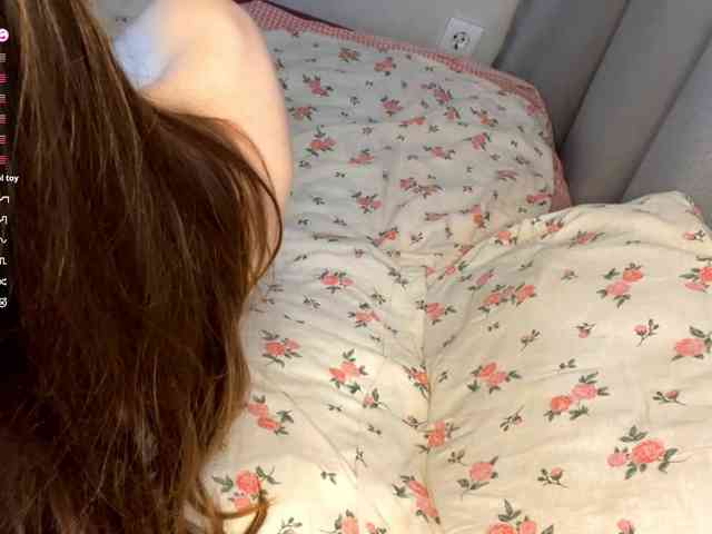 JosephinaYeaton webcam