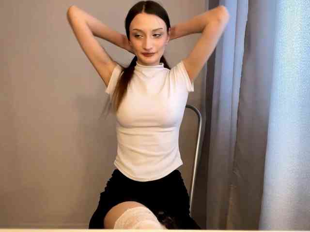 JosephinaYeaton webcam