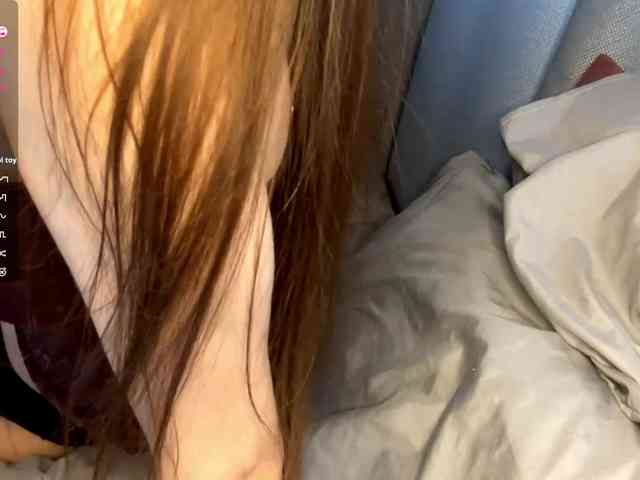 JosephinaYeaton webcam