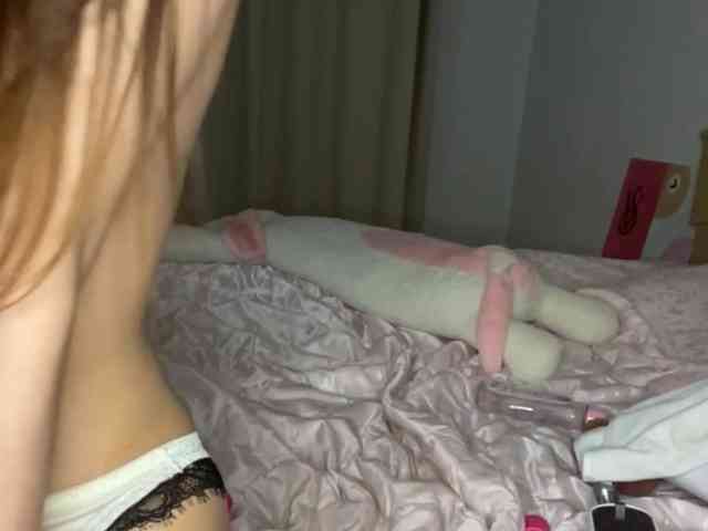 JosephinaYeaton webcam