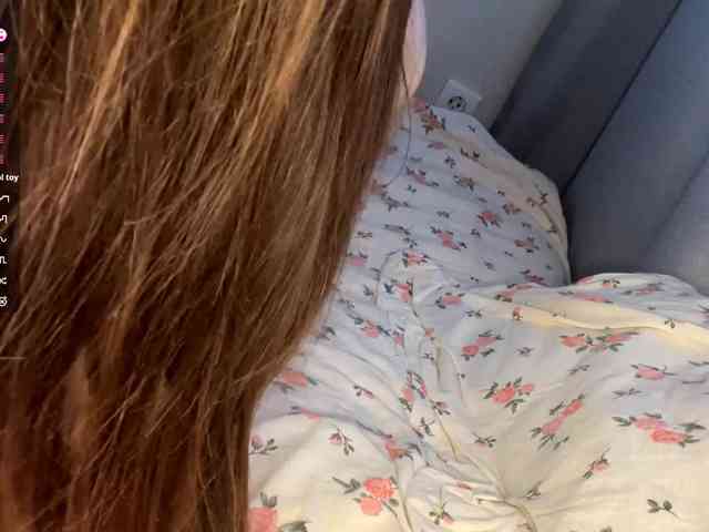 JosephinaYeaton webcam