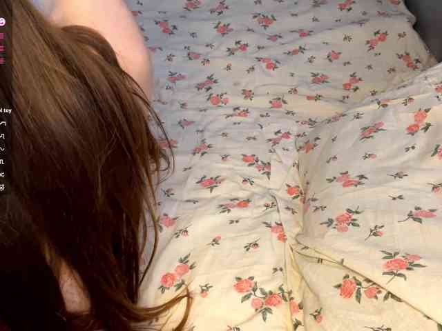 JosephinaYeaton webcam
