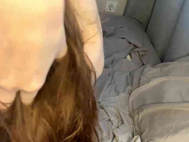 JosephinaYeaton webcam