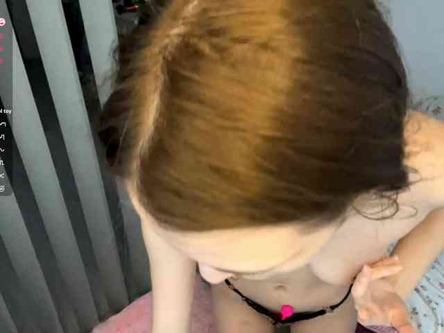 JosephinaYeaton webcam