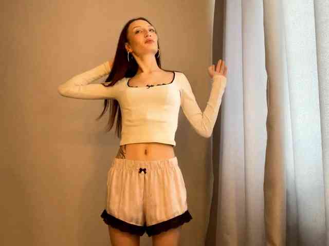 JosephinaYeaton webcam