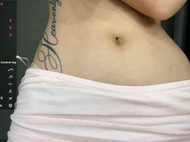 JosephinaYeaton webcam