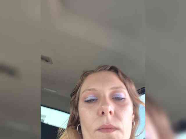Lickybaby2168 webcam