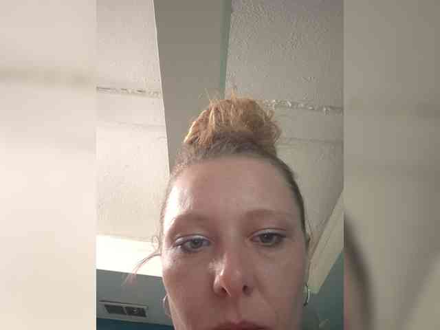 Lickybaby2168 webcam