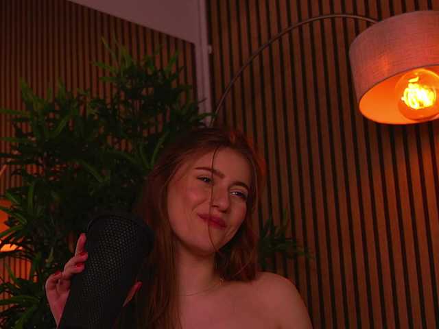 KhloeDavis