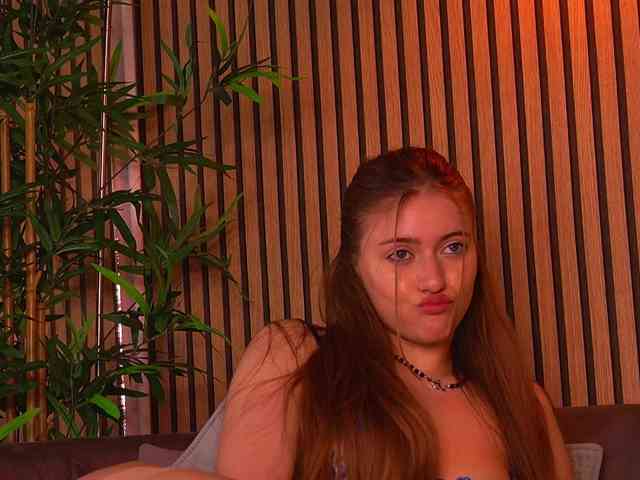 KhloeDavis webcam
