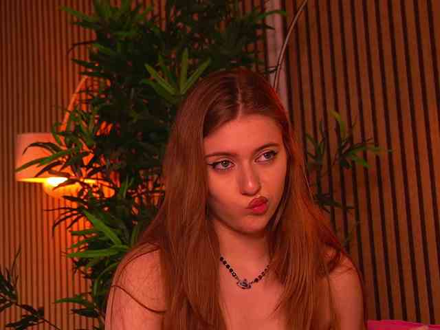 KhloeDavis webcam