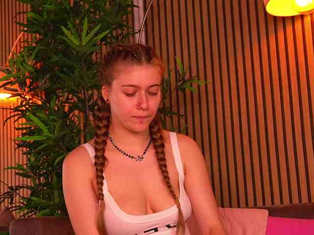 KhloeDavis webcam