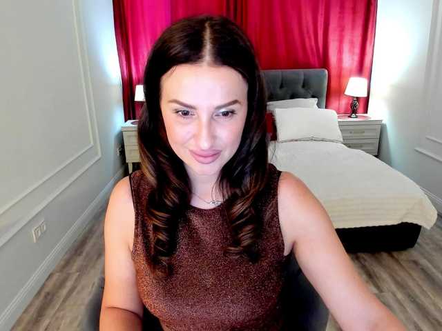 HoneyBlossome live cam on BongaCams