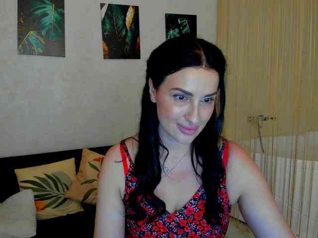 HoneyBlossome webcam
