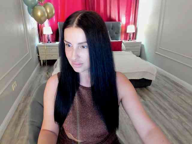 HoneyBlossome webcam