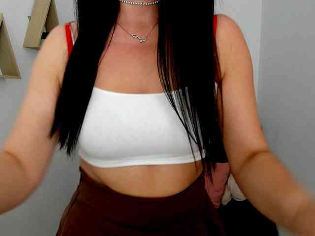 HoneyBlossome webcam