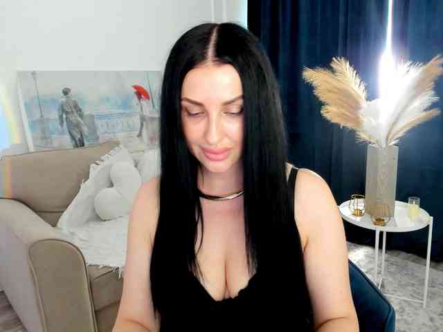 HoneyBlossome webcam