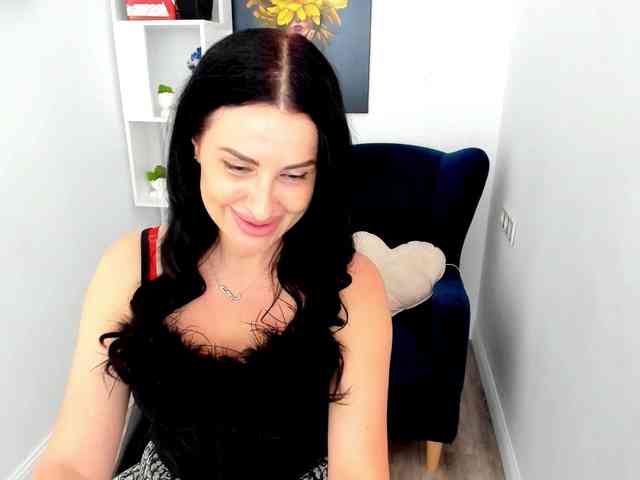 HoneyBlossome webcam