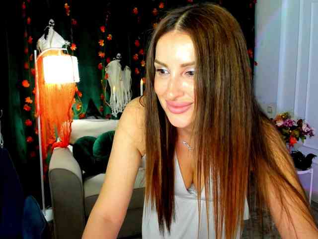 HoneyBlossome webcam