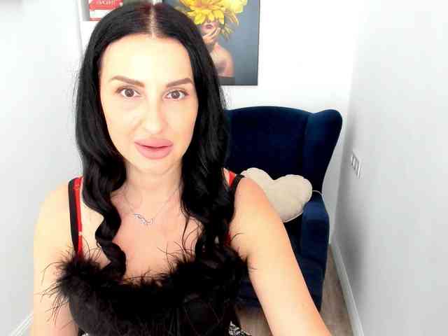 HoneyBlossome webcam
