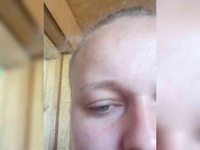 MILANNNAA webcam